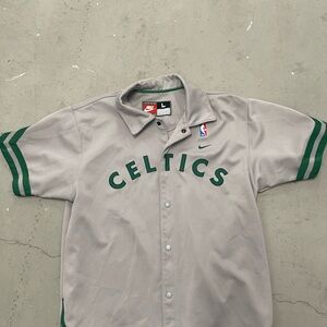 Nike Gray Button-Up Shirt with Black Accents